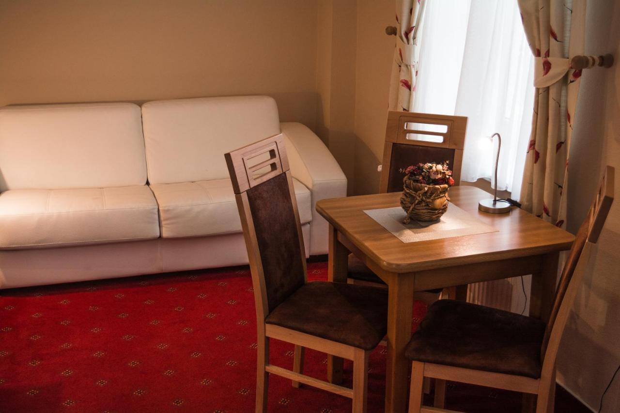 Hotel Rohac Trstená Extérieur photo